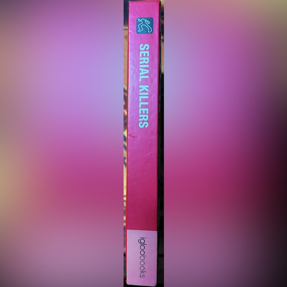 BLOODY AMERICA: Serial Killers Coloring Book & Serial Killers: Shocking History - Picture 6 of 6